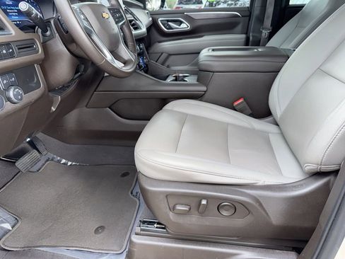 Used 2022 Chevrolet Tahoe LT image 14