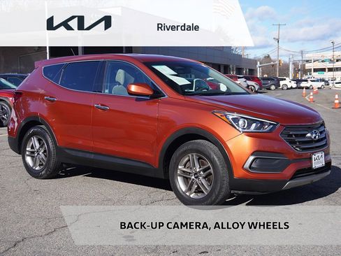Used 2018 Hyundai Santa Fe Sport image 1