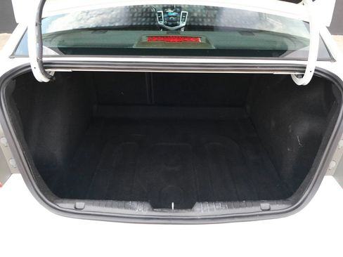 Used 2015 Chevrolet Cruze LT w/ Enhanced Safety Package FWD image 27