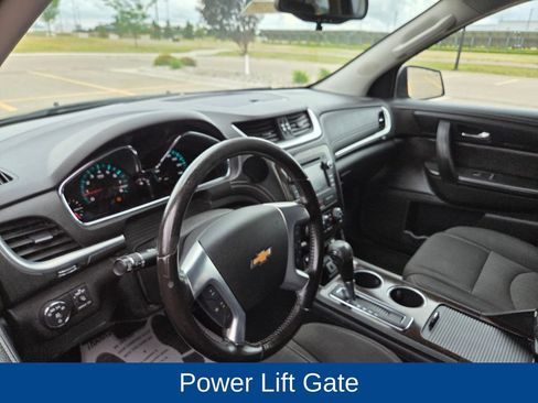 Used 2015 Chevrolet Traverse LT AWD/4WD image 14