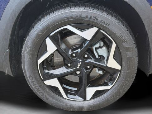 Certified 2025 Kia Seltos EX AWD/4WD image 50