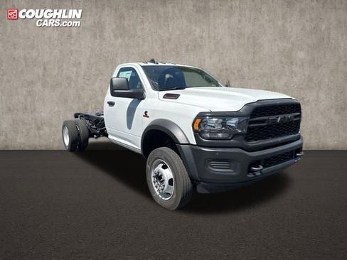New 2024 RAM 5500 Tradesman w/ Max Tow Package image 3