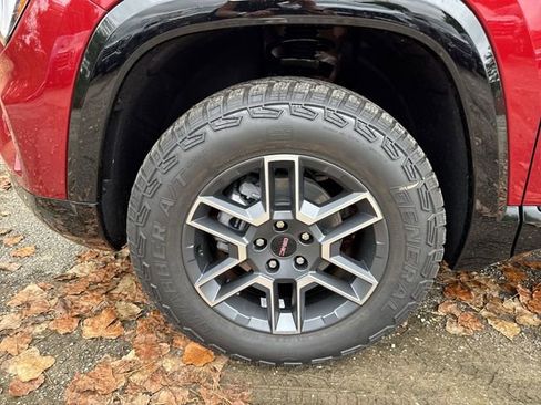 New 2026 GMC Terrain AT4 w/ Convenience Package III image 10