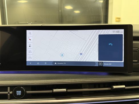 Used 2025 Hyundai Santa Fe Limited FWD image 22