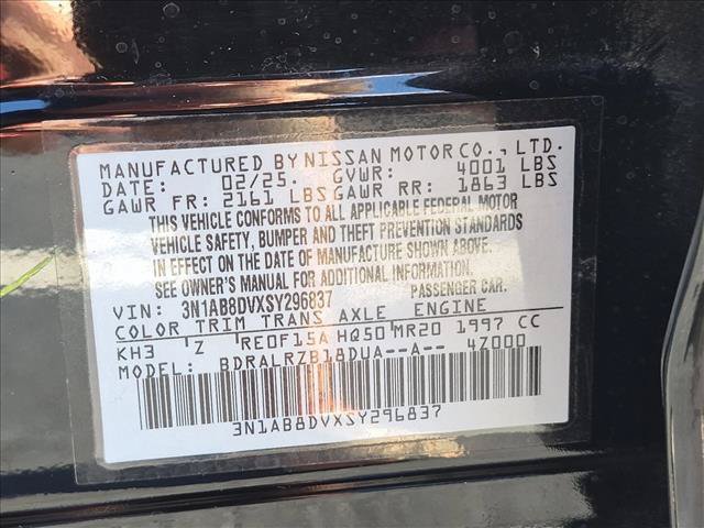 Used 2025 Nissan Sentra SR FWD image 24
