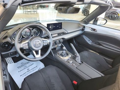 Used 2024 MAZDA MX-5 Miata Club w/ Interior Package image 26