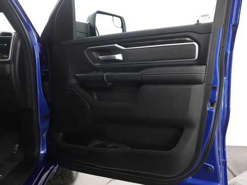 Used 2019 RAM 1500 Big Horn image 9