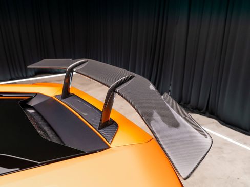 Used 2015 Lamborghini Huracan LP 610-4 image 38