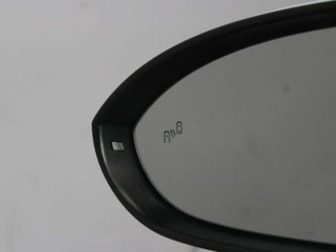 Used 2018 Volkswagen Golf SE image 13