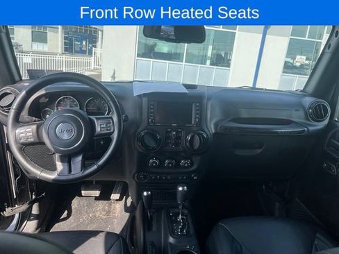 Used 2017 Jeep Wrangler Unlimited Sahara AWD/4WD image 10
