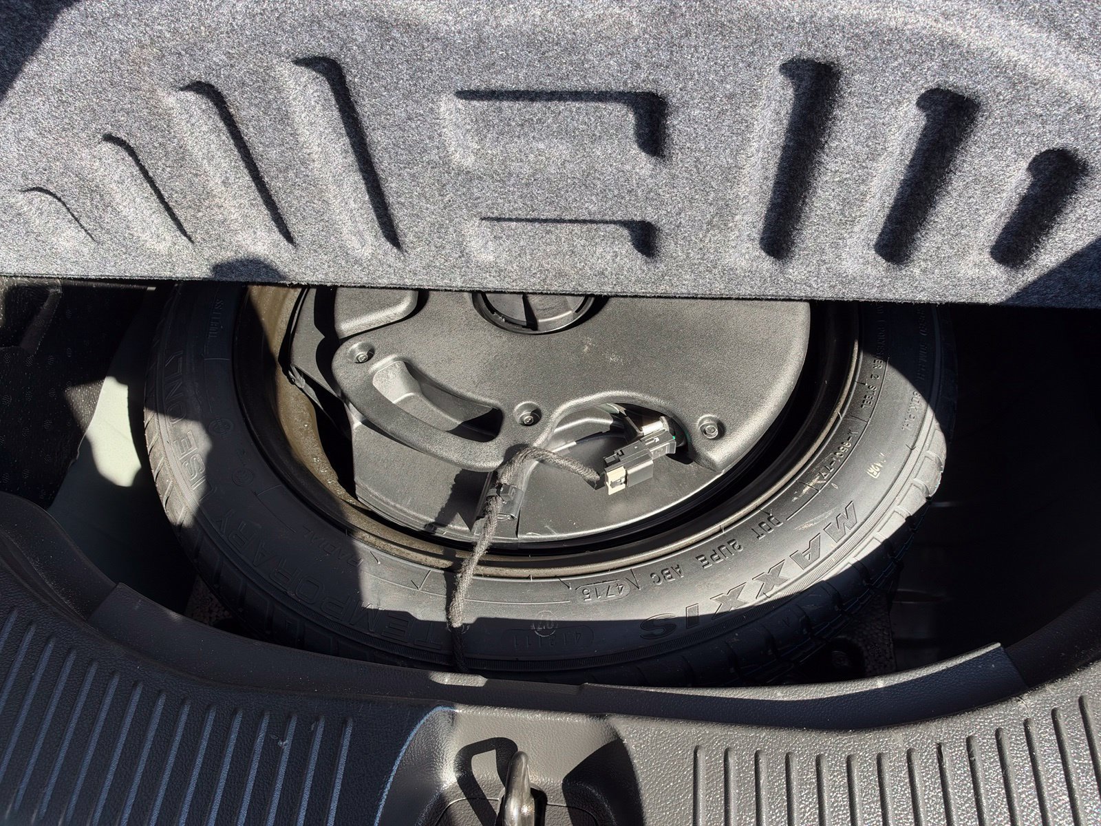 Used 2016 Buick Encore FWD image 7