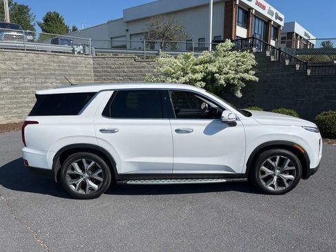 Used 2022 Hyundai Palisade SEL w/ Convenience Package AWD/4WD image 4