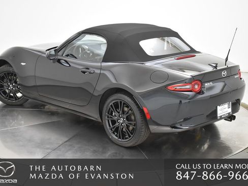New 2026 MAZDA MX-5 Miata Club w/ Weather Package RWD image 8