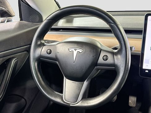 Used 2018 Tesla Model 3 Long Range image 14