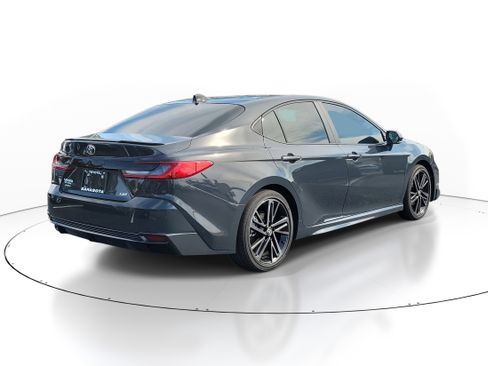 Used 2026 Toyota Camry XSE image 6