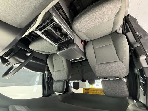 Used 2024 Ford F250 XLT image 66