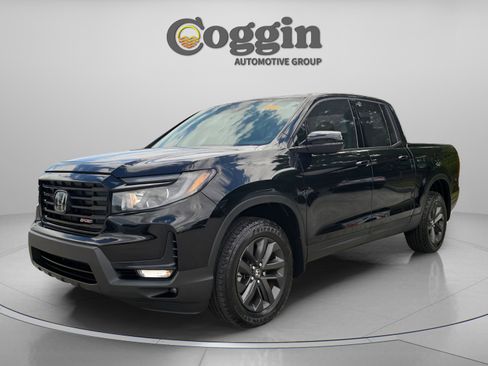 Certified 2023 Honda Ridgeline Sport image 2