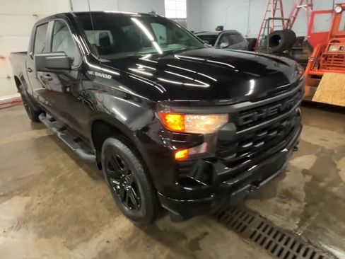 Used 2024 Chevrolet Silverado 1500 Custom image 7