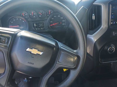 Used 2020 Chevrolet Silverado 1500 Custom w/ Trailering Package image 14