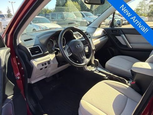 Used 2016 Subaru Forester 2.5i Premium w/ Popular Package #2 AWD/4WD image 9