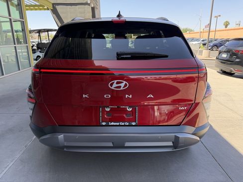 Used 2025 Hyundai Kona Limited FWD image 13