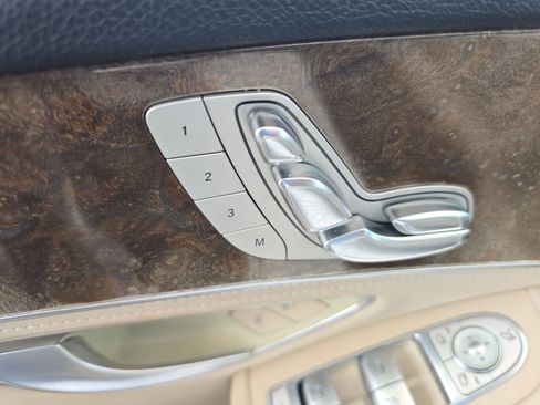 Used 2015 Mercedes-Benz C 300 Sedan image 20