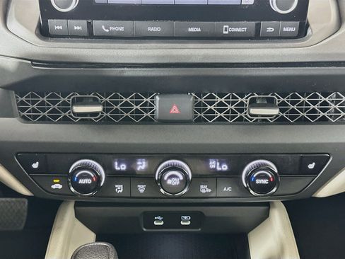 Used 2024 Honda Accord EX image 23