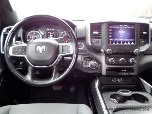 Used 2021 RAM 1500 Big Horn AWD/4WD image 11