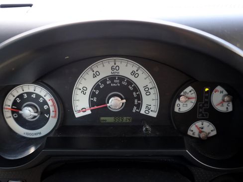 Used 2007 Toyota FJ Cruiser 4WD image 7