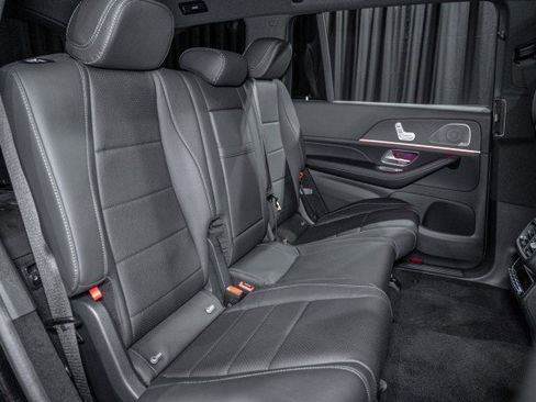 Certified 2025 Mercedes-Benz GLS 450 4MATIC image 15