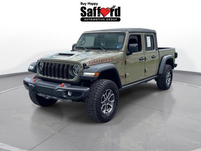 Used 2025 Jeep Gladiator Mojave w/ Convenience Group