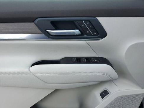New 2026 GMC Terrain Denali AWD/4WD image 17