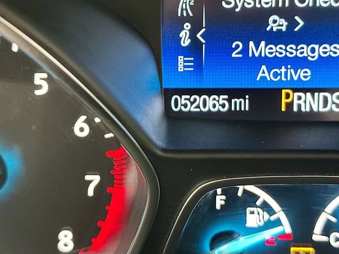 Used 2018 Ford Escape SE w/ SE Sync 3 Package AWD/4WD image 15