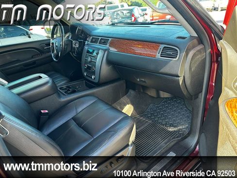 Used 2008 GMC Yukon SLT w/ SLT Preferred Equipment Group image 11