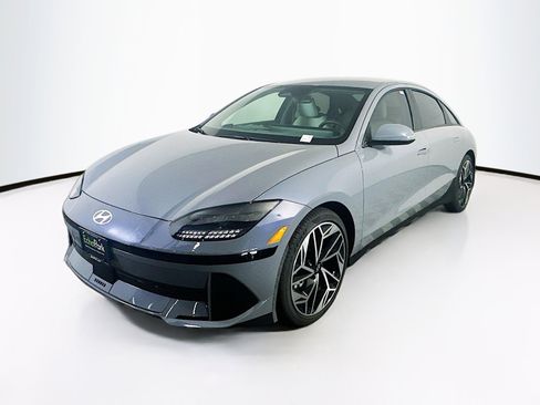 Used 2023 Hyundai Ioniq 6 SEL RWD image 3