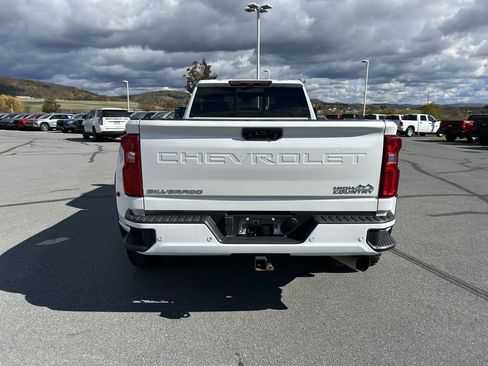 Used 2024 Chevrolet Silverado 3500 High Country w/ Technology Package image 6