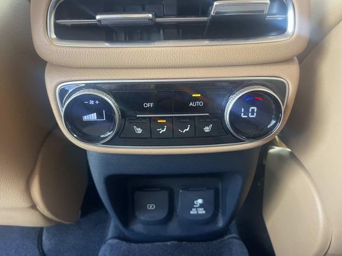 Used 2021 Genesis GV80 3.5T w/ Advanced Package 06 AWD/4WD image 13