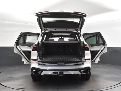 Certified 2026 BMW X5 xDrive50e image 40