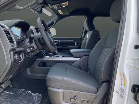 New 2025 RAM 2500 Big Horn image 4