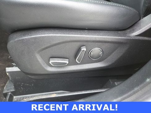 Used 2019 Ford Edge Titanium w/ Canadian Touring Package image 41