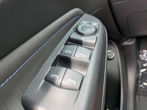 Used 2025 Buick Envista Sport Touring w/ Convenience I Package FWD image 27