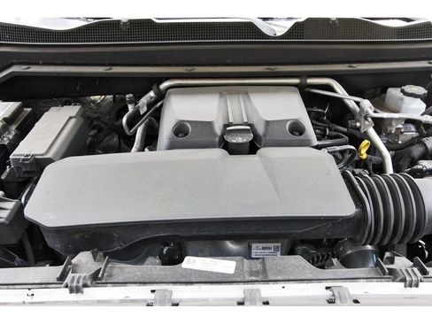 Used 2024 GMC Canyon Elevation w/ Convenience Package RWD image 30