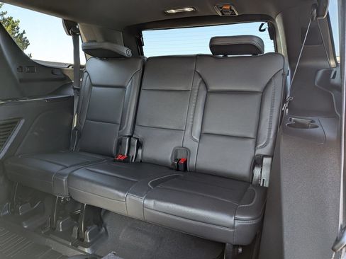 Used 2021 GMC Yukon Denali w/ Denali Premium Package AWD/4WD image 22