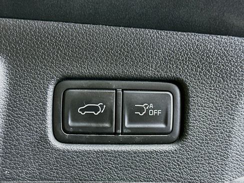 Used 2025 Kia Telluride S FWD image 32