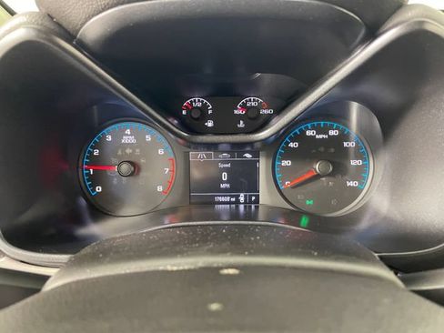Used 2018 Chevrolet Colorado W/T AWD/4WD image 5
