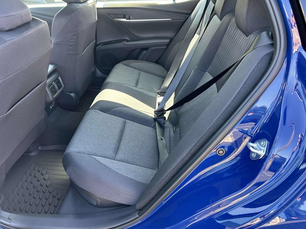 New 2026 Toyota Camry LE w/ Convenience Package FWD image 12