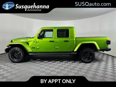 New 2025 Jeep Gladiator Sport image 10