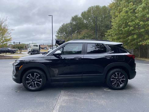 Used 2025 Chevrolet TrailBlazer ACTIV w/ Convenience Package image 6