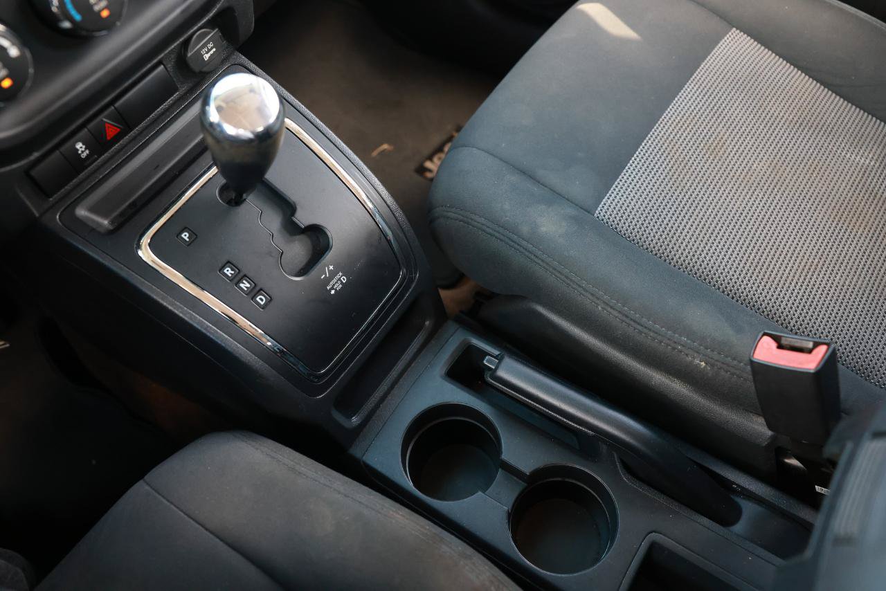 Used 2014 Jeep Compass Sport w/ Power Value Group FWD image 36