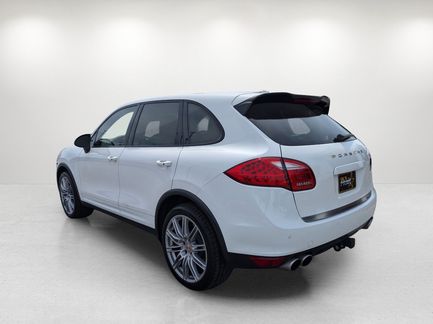 Used 2013 Porsche Cayenne Turbo AWD/4WD image 7